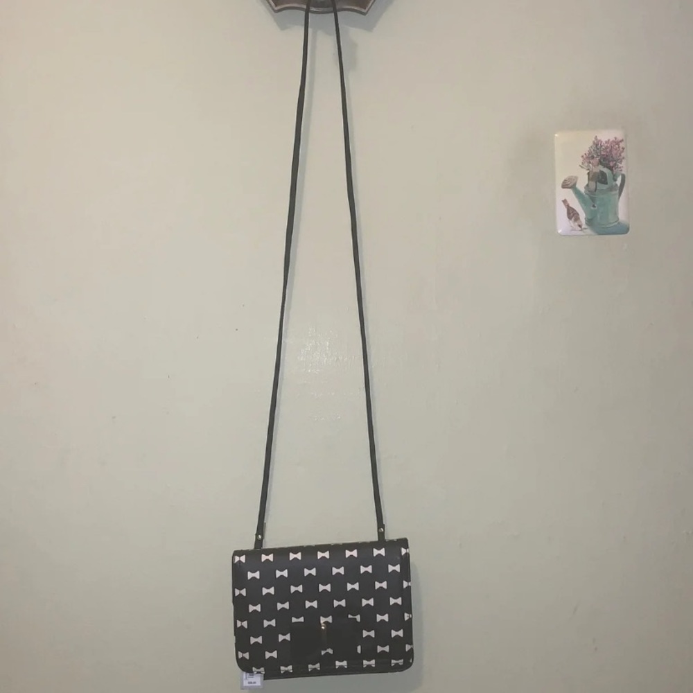 Crossbody purse